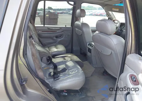 2002 Lincoln Navigator z USA, uszkodzony, nr VIN 5LMFU28R62LJ04046